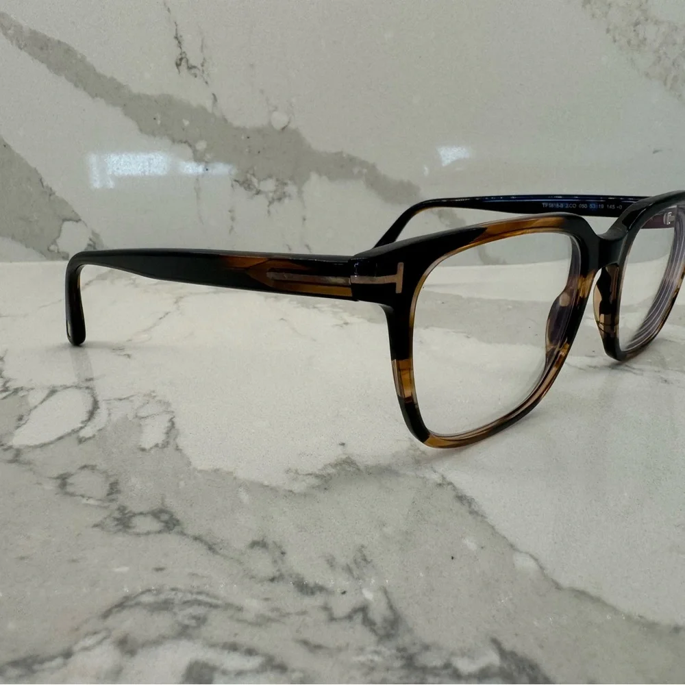 Men’s Tom Ford Frame TF5818-B - Picture 3 of 10
